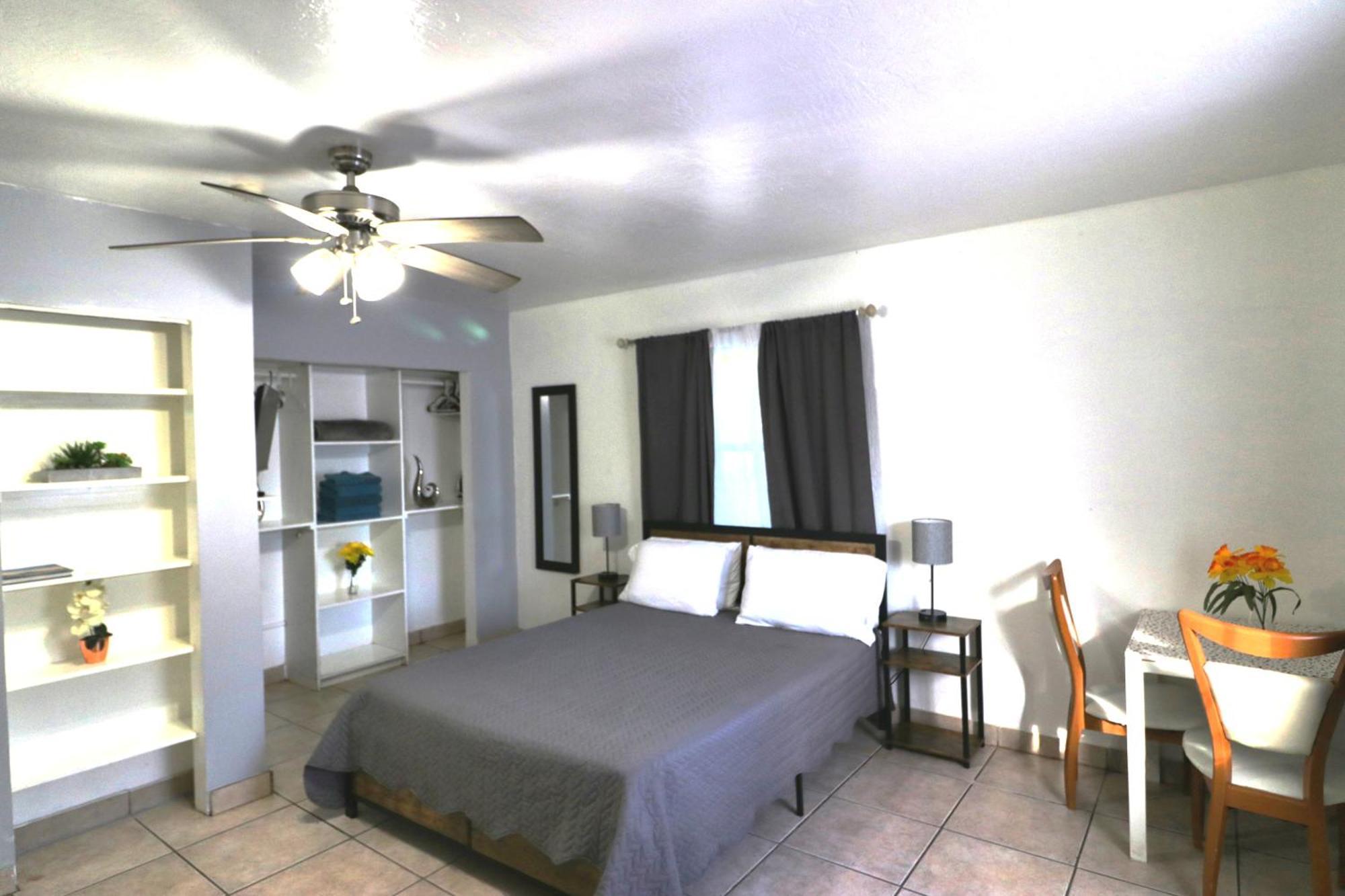 Hallandale Beach Motel With Free Parking And Full Kitchen ! No Extra Fees! Accepting Cash! Exterior foto